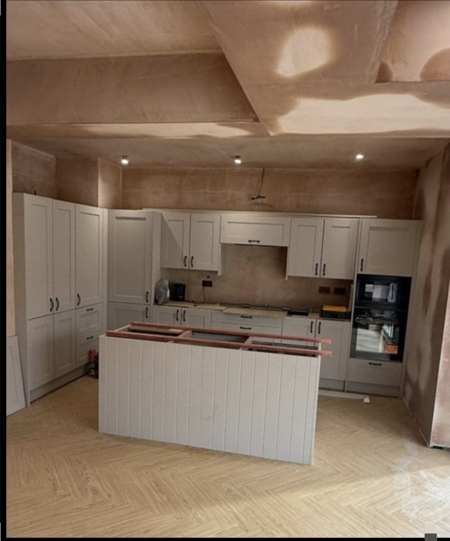 Kitchen island and units fitted